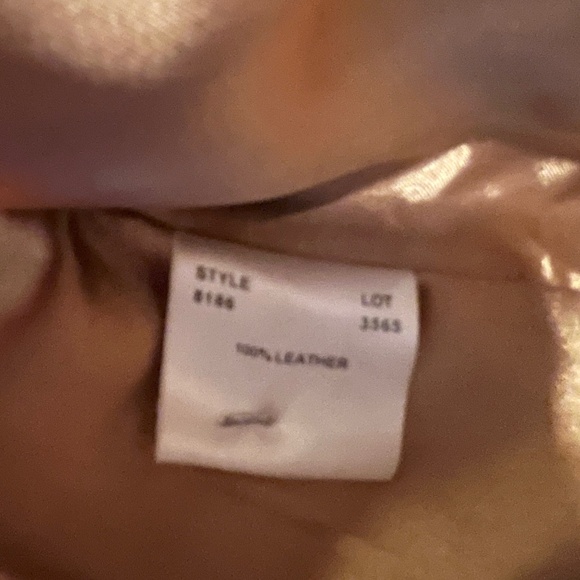 Margaret Godfrey Tan Leather Front Zipper Vest W/ Belt and Pockets - Size 6 - Picture 7 of 8